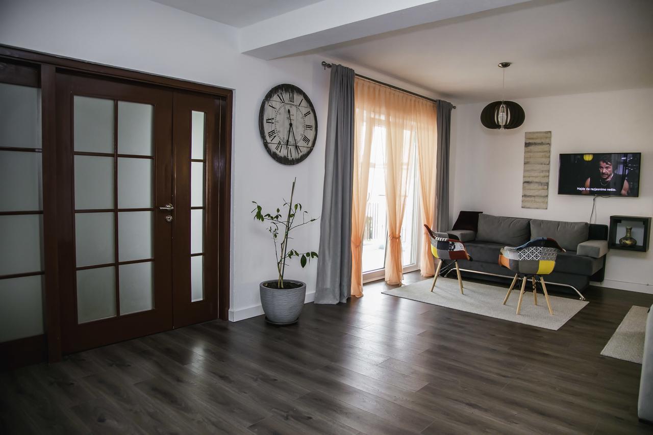 Lgp Exclusive Apartment Бихач Экстерьер фото
